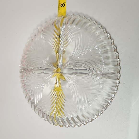🕸Vintage Floral Exterior Detail Glass Accent 3 Divided Section Dish - Picture 3 of 6